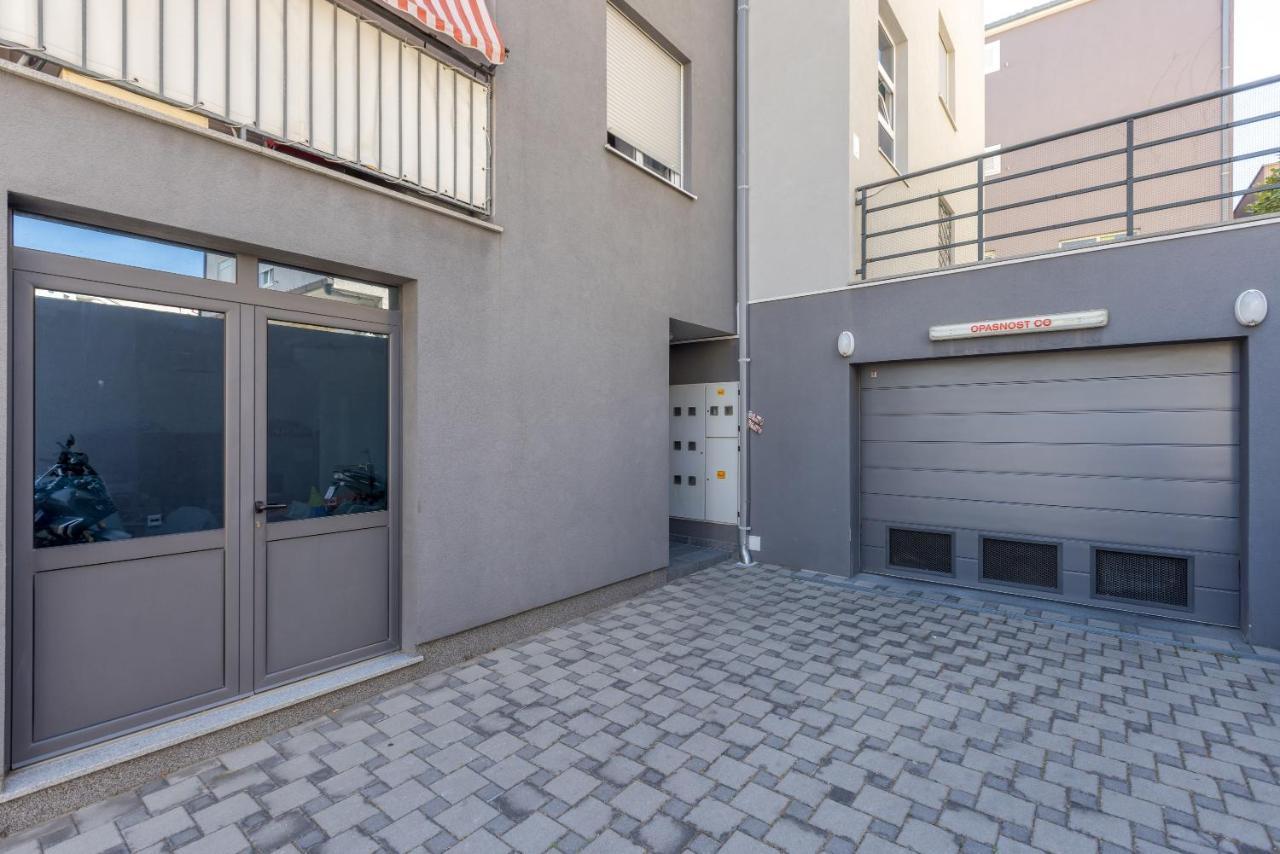Apartment Meli Split Exteriör bild